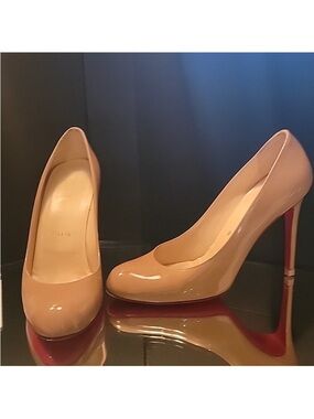 Christian louboutin simple pump light nude 100 patent leather with box . Sz 38